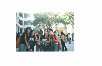 Moi et mes amies de la classe : T C S 2